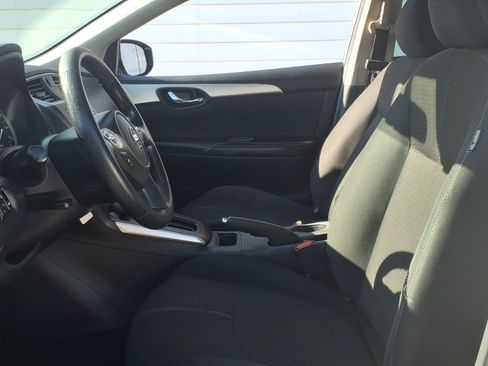 Used 2018 Nissan Sentra S FWD image 7