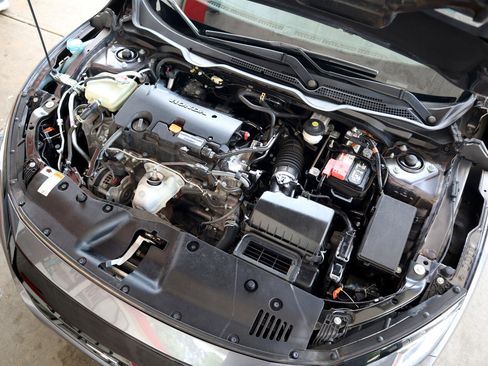 Used 2020 Honda Civic Sport image 31