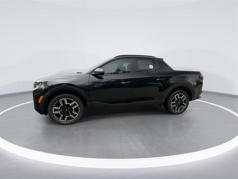 Certified 2025 Hyundai Santa Cruz Limited image 7