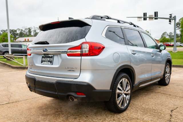Used 2022 Subaru Ascent Limited w/ Technology Package AWD/4WD image 19