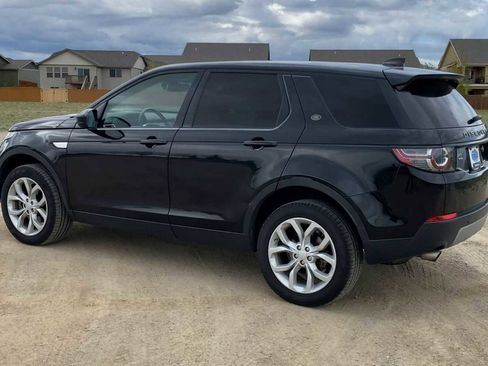 Used 2017 Land Rover Discovery Sport HSE AWD/4WD image 6