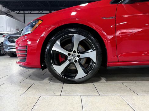 Used 2015 Volkswagen Golf 4-Door image 30