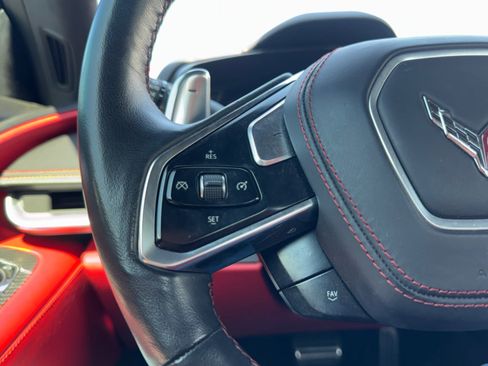 Used 2022 Chevrolet Corvette Stingray Premium Conv w/ Z51 Performance Package RWD image 22
