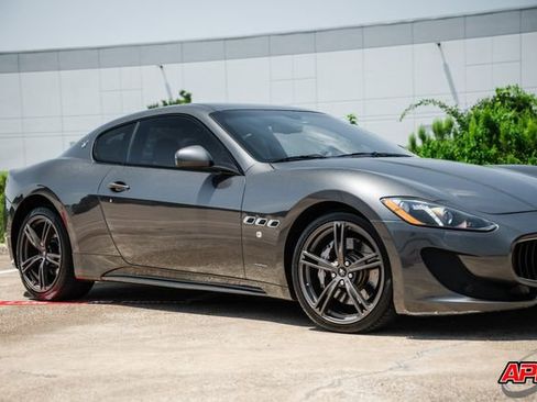 Used 2017 Maserati GranTurismo Sport image 35