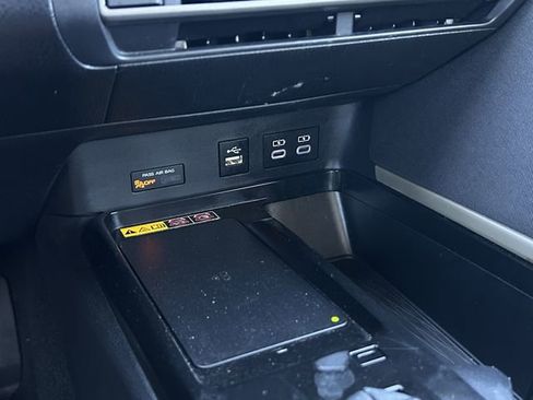 Certified 2025 Toyota Camry LE image 21