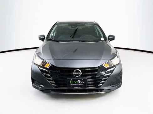 Used 2024 Nissan Versa SV w/ Trunk Package FWD image 2