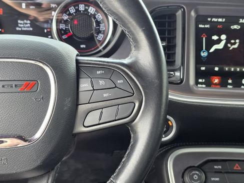 Used 2021 Dodge Challenger SXT RWD image 23
