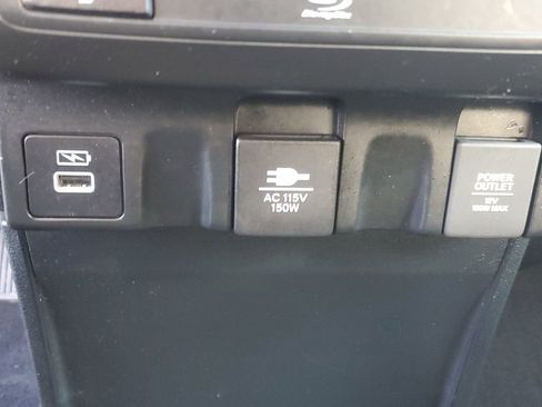 Used 2023 Honda Odyssey Touring image 23