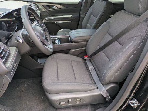 New 2026 Chevrolet Traverse LT w/ Midnight/Sport Edition AWD/4WD image 11
