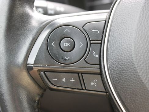 Used 2023 Toyota Corolla Cross LE image 23