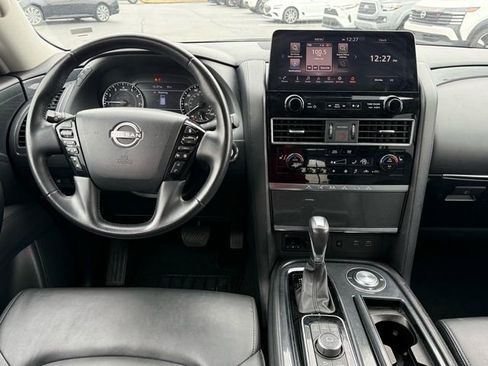 Used 2024 Nissan Armada SV image 11