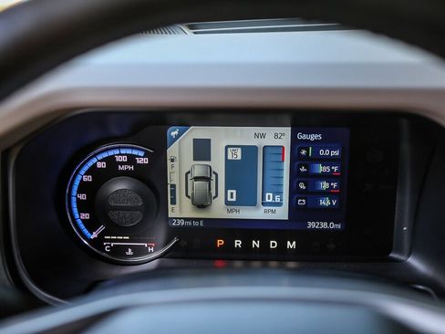 Used 2021 Ford Bronco Wildtrak image 37