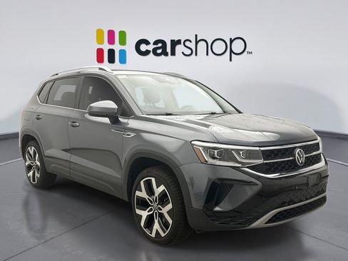 Used 2022 Volkswagen Taos SEL w/ Panoramic Sunroof Package AWD/4WD image 7