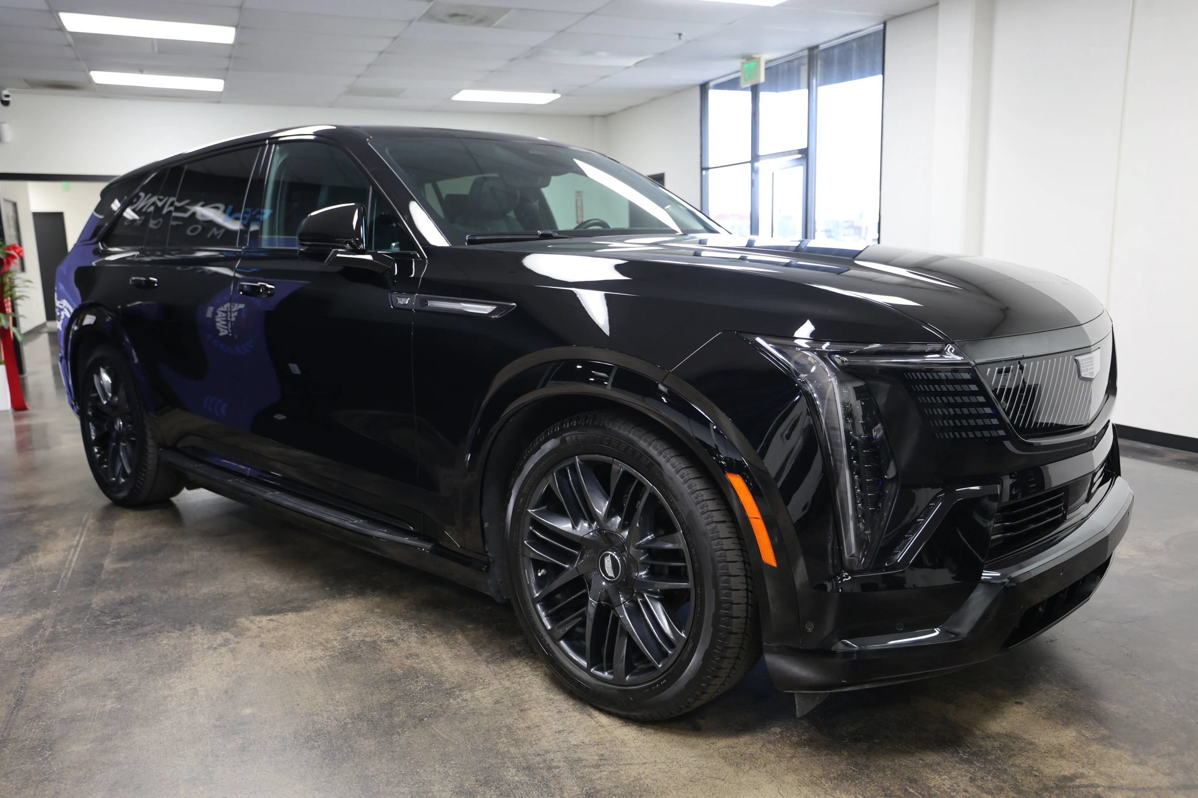 Used 2025 Cadillac Escalade IQ Sport 2 AWD/4WD image 6