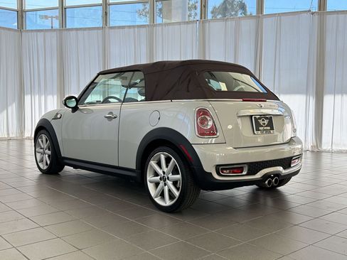 Used 2015 MINI Cooper S image 3