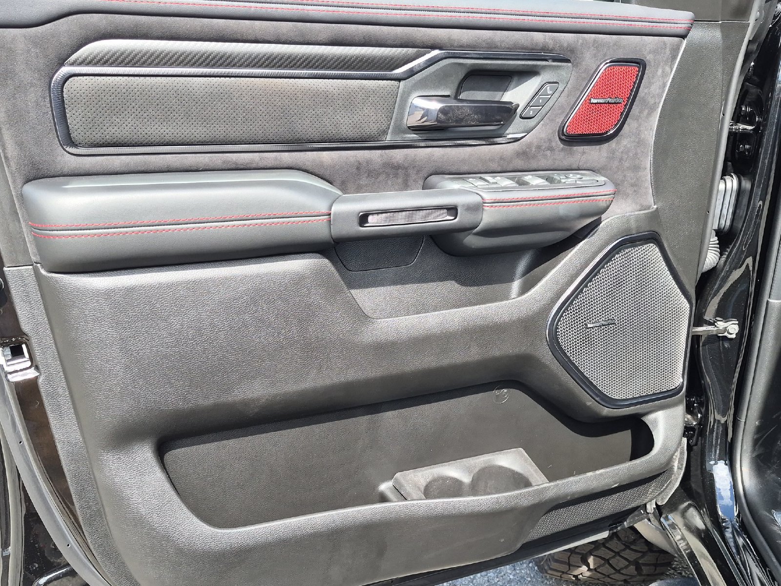New 2026 RAM 1500 RHO w/ RHO Level 1 Equipment Group AWD/4WD image 10