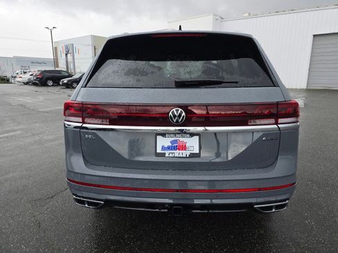 New 2026 Volkswagen Atlas SEL Premium R-Line image 4