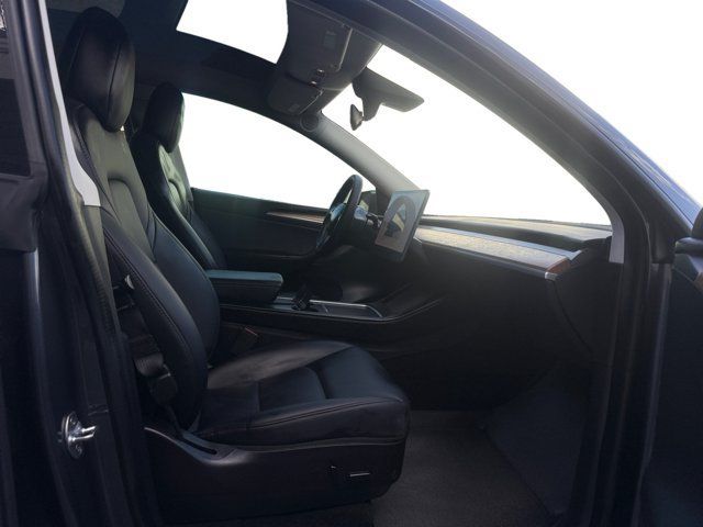 Used 2023 Tesla Model Y Long Range AWD/4WD image 12