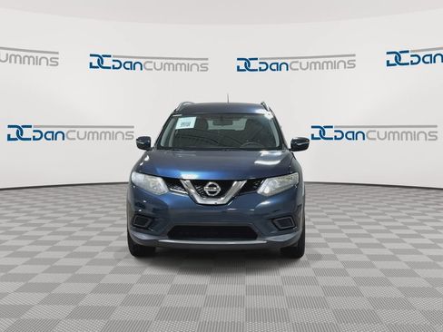 Used 2015 Nissan Rogue SV AWD/4WD image 3