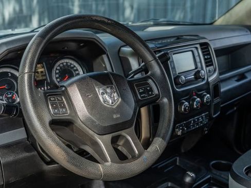 Used 2018 RAM 2500 Tradesman w/ Chrome Appearance Group AWD/4WD image 24
