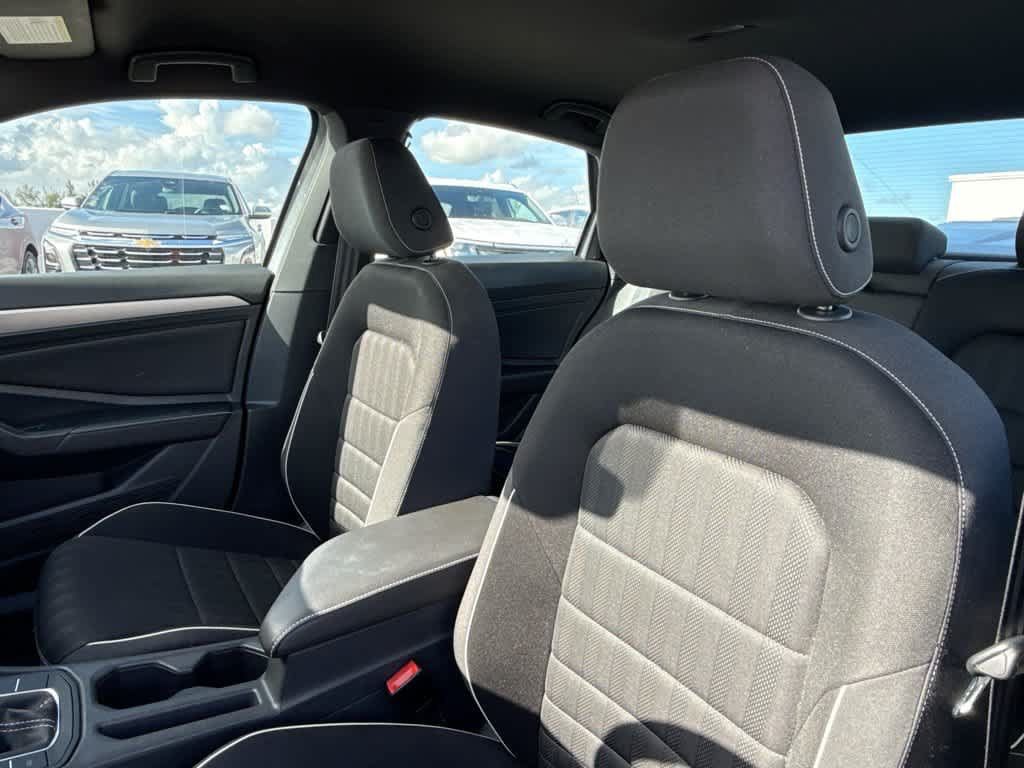 Certified 2023 Volkswagen Jetta Sport FWD image 14