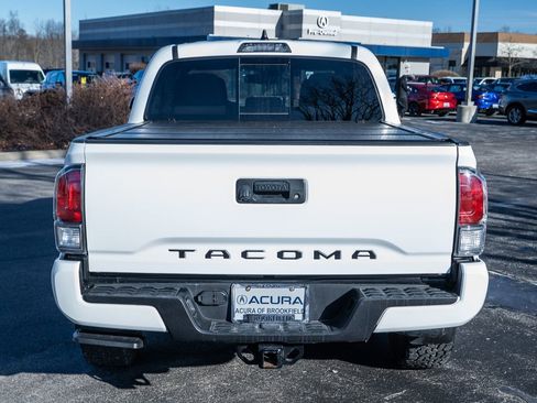 Used 2023 Toyota Tacoma TRD Sport image 7