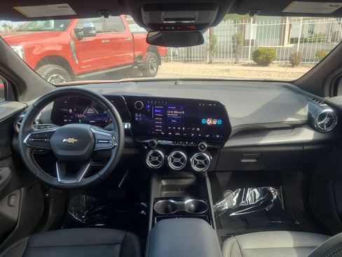 Used 2024 Chevrolet Blazer EV LT AWD/4WD image 20