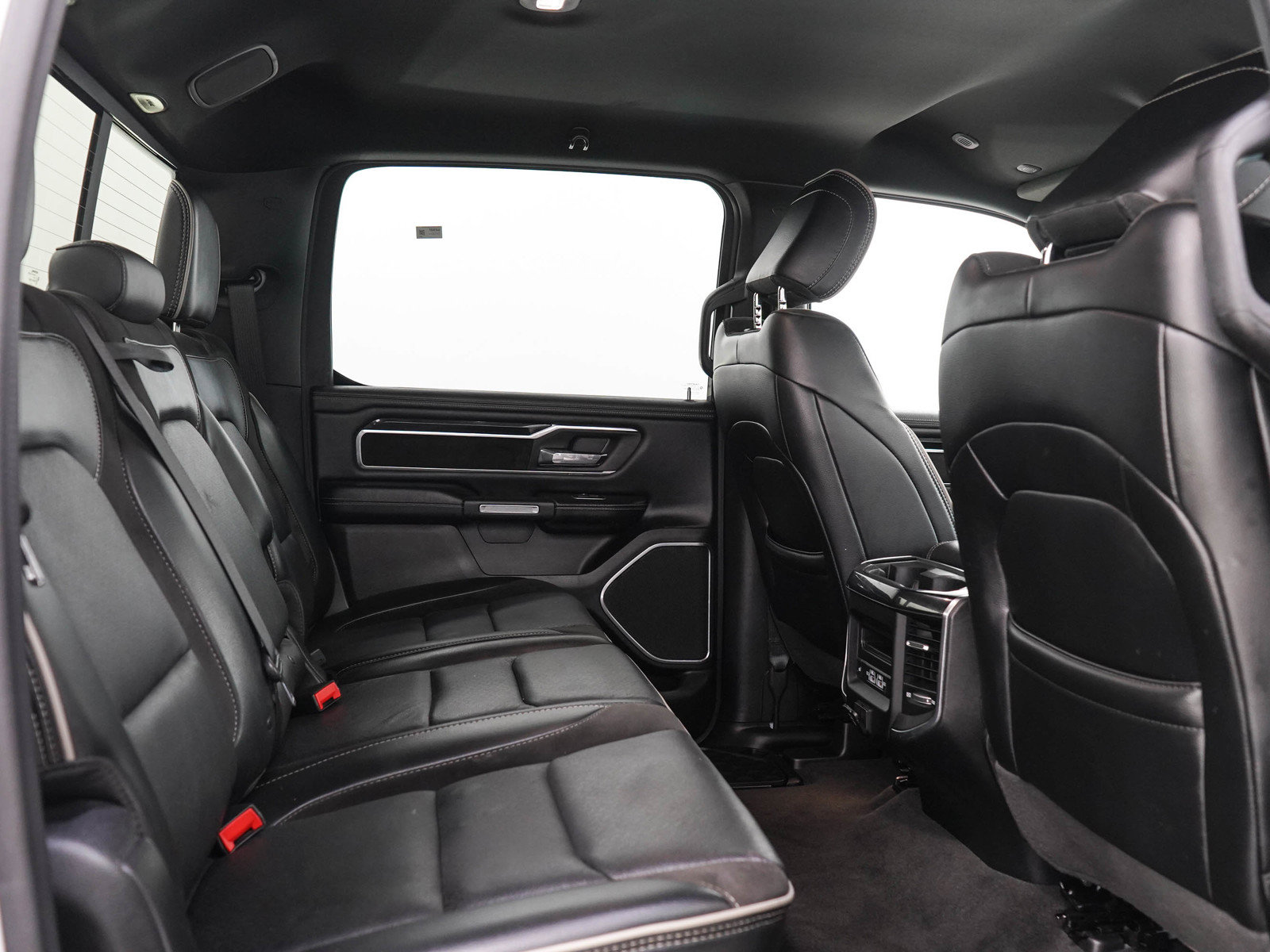 Used 2022 RAM 1500 Laramie AWD/4WD image 14