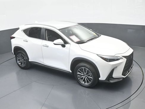 Used 2023 Lexus NX 250 FWD w/ Towing Package (2000 Lbs) image 49