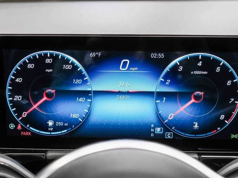 Certified 2022 Mercedes-Benz GLA 250 image 28