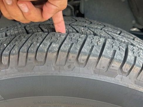 Used 2018 Toyota Tundra Limited w/ Limited Premium Package image 11