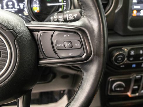 Used 2023 Jeep Wrangler Unlimited w/ Cold Weather Group AWD/4WD image 22