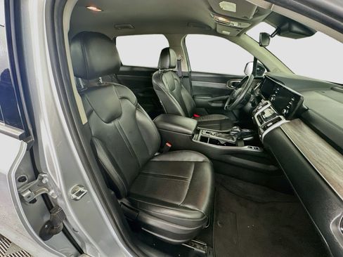 Used 2021 Kia Sorento EX AWD/4WD image 33