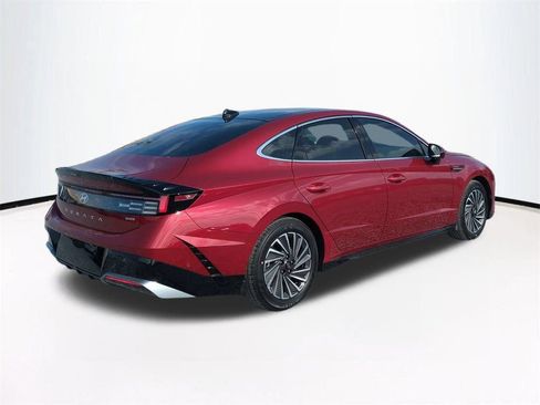 New 2026 Hyundai Sonata Limited FWD image 5