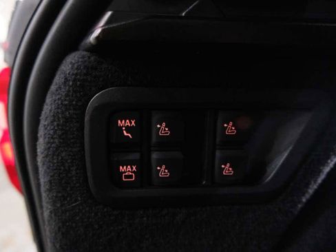 Used 2019 BMW X7 xDrive50i w/ Dynamic Handling Package AWD/4WD image 10
