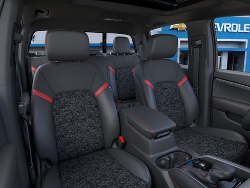 New 2026 Chevrolet Colorado Z71 w/ Technology Package image 16