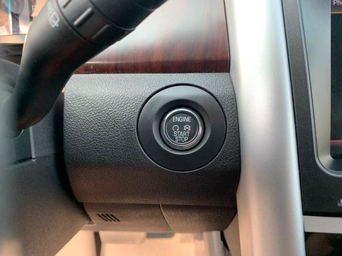Used 2013 Ford Edge Limited AWD/4WD image 19