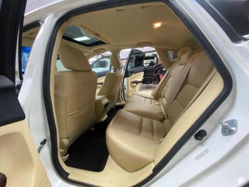 Used 2010 Honda Crosstour EX-L image 13
