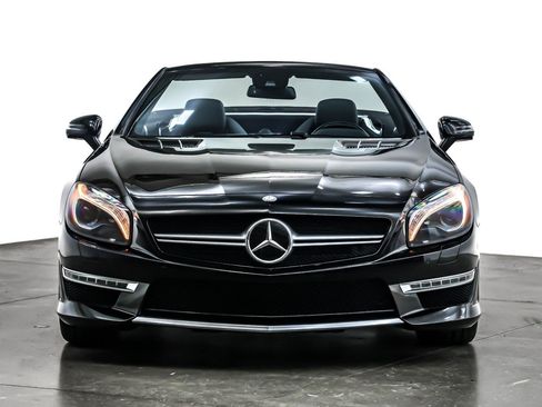 Used 2013 Mercedes-Benz SL 63 AMG w/ Premium Pkg image 3
