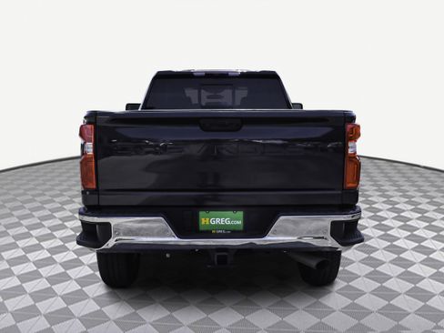 Used 2024 Chevrolet Silverado 3500 LTZ image 7