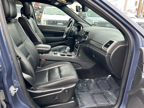 Used 2021 Jeep Grand Cherokee Limited image 19