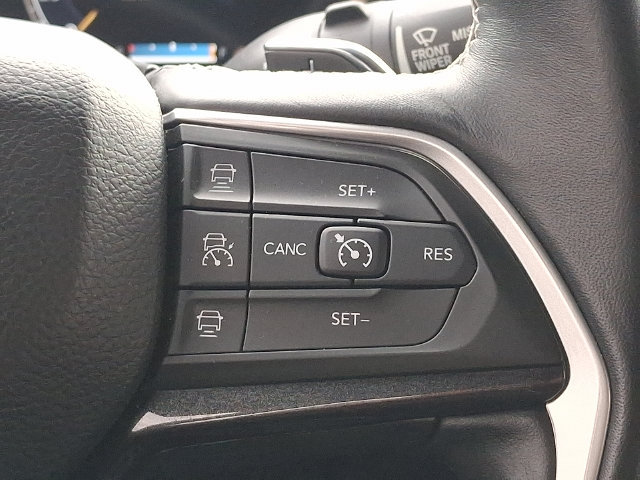 Used 2022 Jeep Grand Cherokee L Laredo AWD/4WD image 20