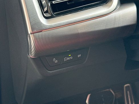 Certified 2025 BMW X2 M35i w/ Premium Package image 10