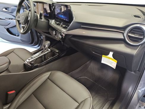 New 2025 Chevrolet Trax ACTIV w/ Driver Confidence Package FWD image 15
