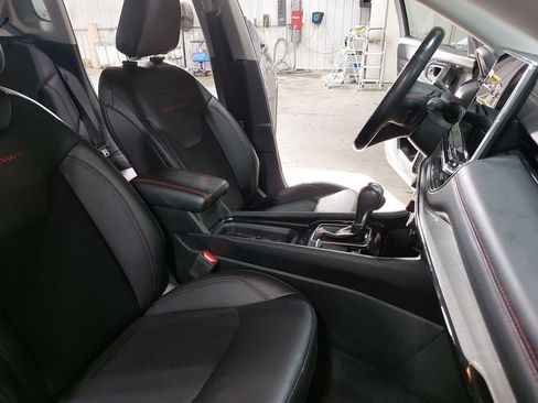 Used 2022 Jeep Compass Trailhawk w/ Trailhawk Convenience Group image 10