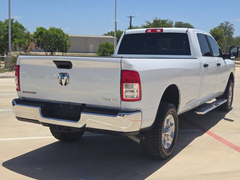 Used 2024 RAM 2500 Big Horn AWD/4WD image 3