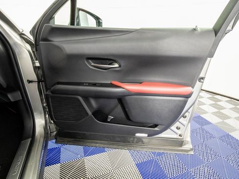 Used 2022 Lexus UX 200 F Sport image 14
