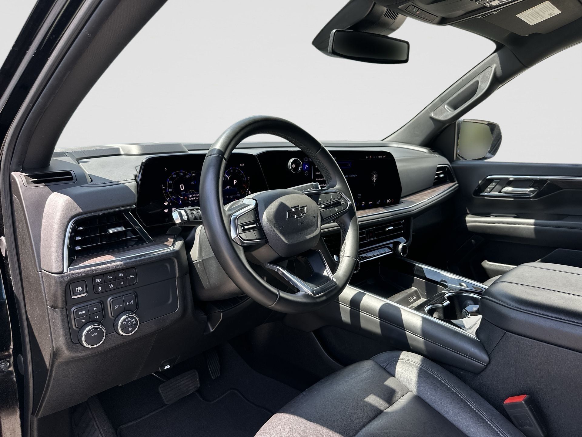 Certified 2025 Chevrolet Tahoe Z71 AWD/4WD image 10