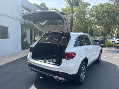 Used 2022 Mercedes-Benz GLC 300 image 5