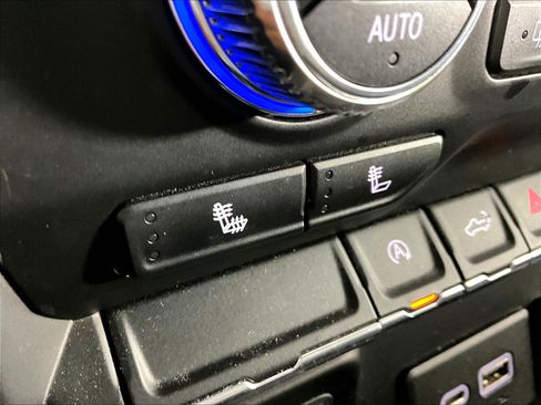 Used 2021 GMC Sierra 1500 Elevation AWD/4WD image 37